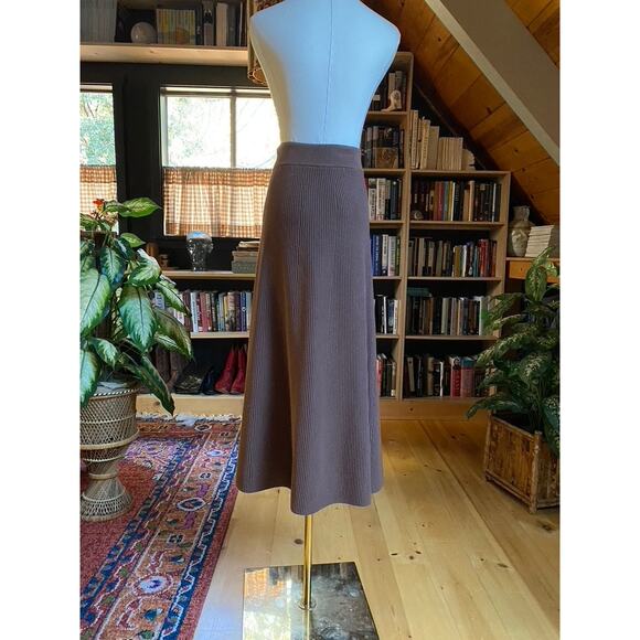 Vintage Skirt Brown Ribbed - Picture 4 of 8